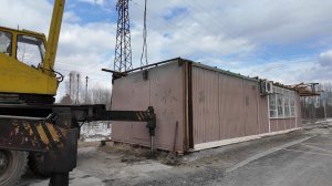 В Пыть-Яхе демонтируют ветхие остановочные павильоны