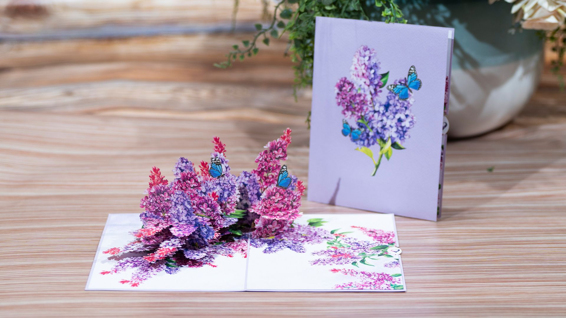 Дыхание весны: 3D-открытка «Ветка сирени»