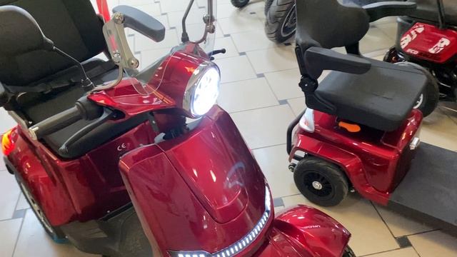 Трехколёсные и четырехколесные электроскутеры для пожилых людей и инвалидов от Эко Колесо