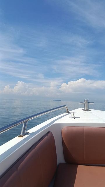 Скоростной катер + 3 острова + 1 горькая правда