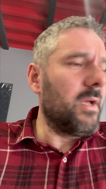 Олигарх предлагает всем работать по 12 часов?!