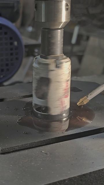 Стойка BG-516809 с бесщеточным мотором на тяжелой оснастке.