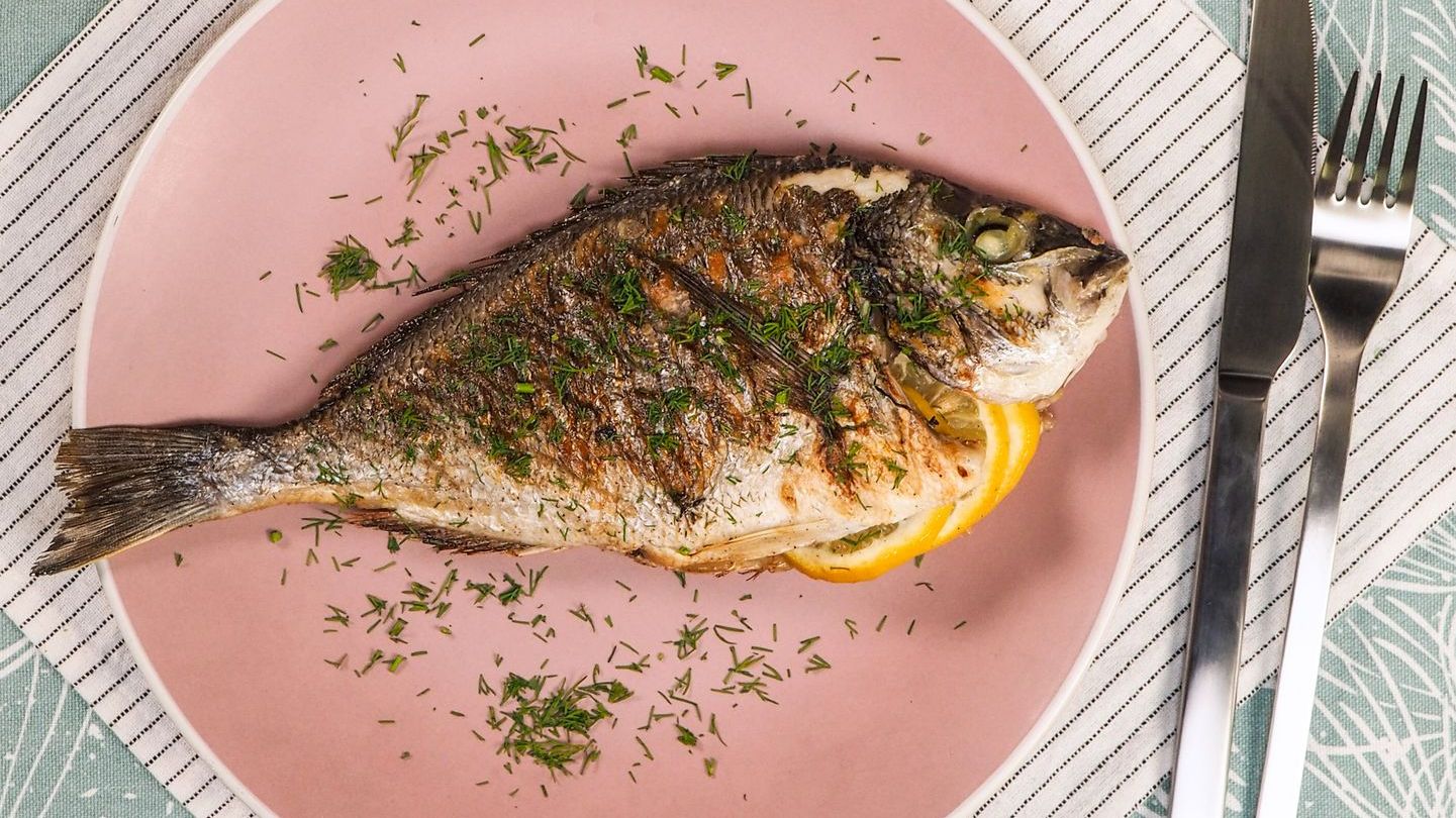 Дорадо на гриле