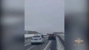 Госавтоинспекторы применили оружие для задержания правонарушителя, находившегося в розыске