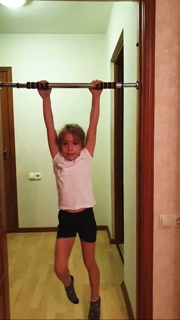 Подтягивания на турнике. Тренировка дома