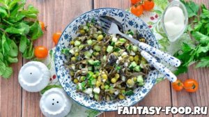 Салат из морской капусты с яйцом и огурцом