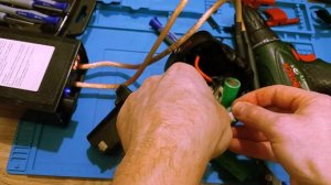 Ремонт АКБ шуруповерта BOSCH 12 В