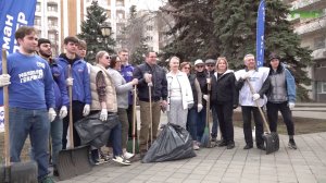 Средник в сквере Монастырского объединил десятки самарцев