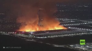 الولايات المتحدة.. حريق هائل في مستودع بجنوب كاليفورنيا