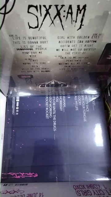 NEW! Новинки магазина винила: Robbie Williams, Santana, Sixx:Am, Kreator, Camila Caballo