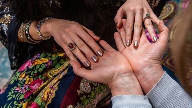 Ну, старая, гадай. Ст Л. Лабинцевой, исп и муз Н. Жукова