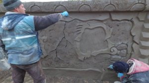 курятник на даче декоративная штукатурка и живопись на  стене.