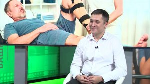 В программе «Здоровая среда» рассказали, что делать при болях в коленях