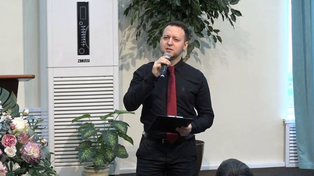 Пение Сергея "Господь,Ты Сам меня нашел"