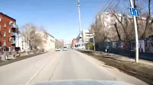 Неадекватное поведение водителя на улице Пушкина в Омске