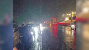 У Верхнего Ларса из-за снегопада образовалась многокилометровая пробка: видео.