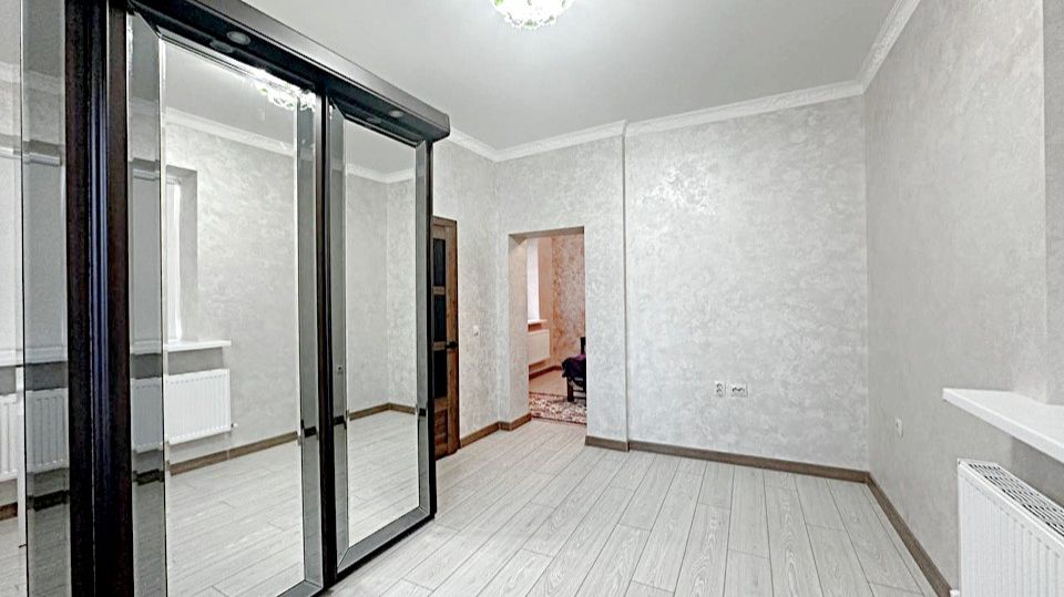 Уютный домик 60 кв.м. 2 сотки 2 комнаты евроремонт мебель кухни. Краснодарский край, город Армавир.