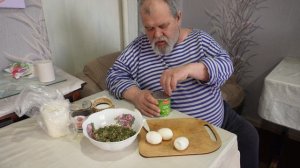 Жена заставила мужа приготовить простой салат на обед а он приготовил шедевр кулинарии ВКУСНО