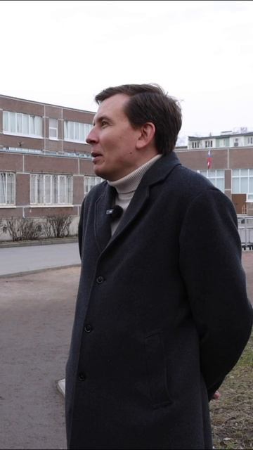 Молодежь бежит из панелек СПб