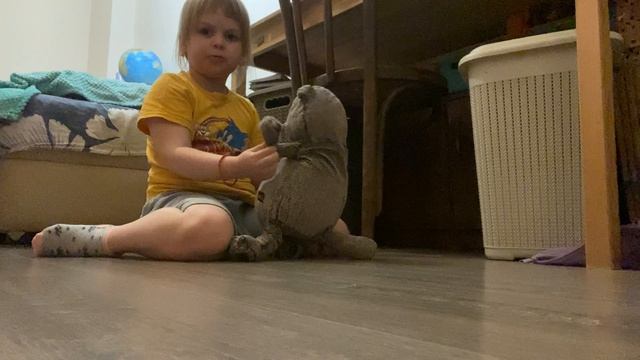 Басик пришёл в замок и ищет Еву часть 2