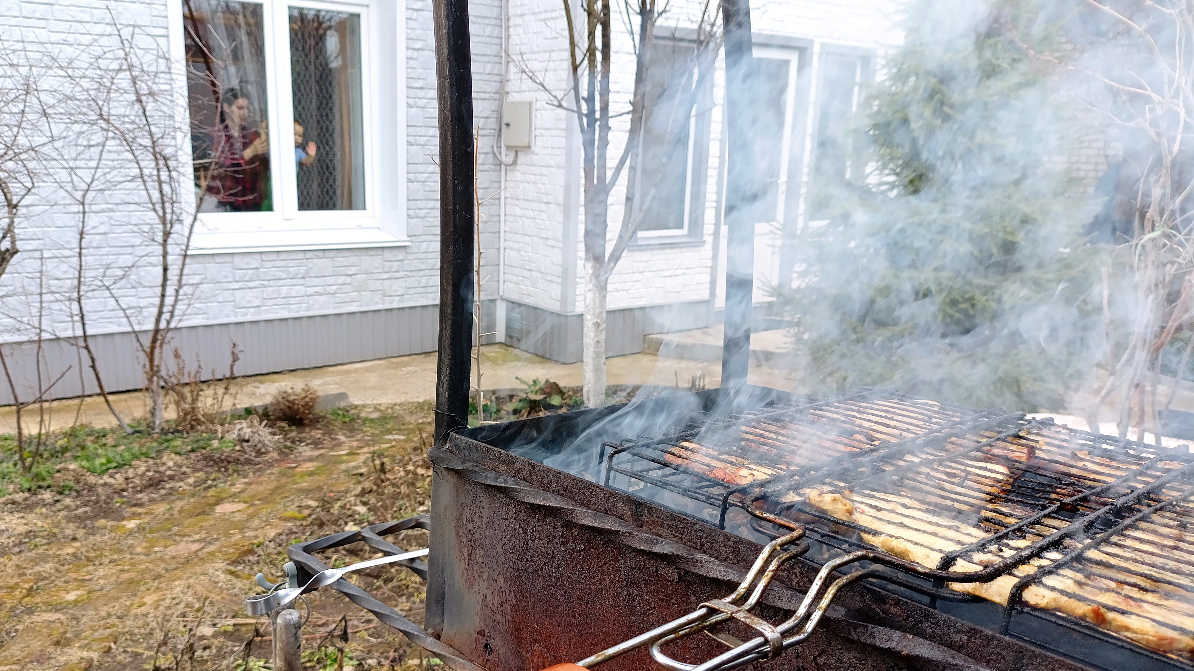 Барбекю у дома.