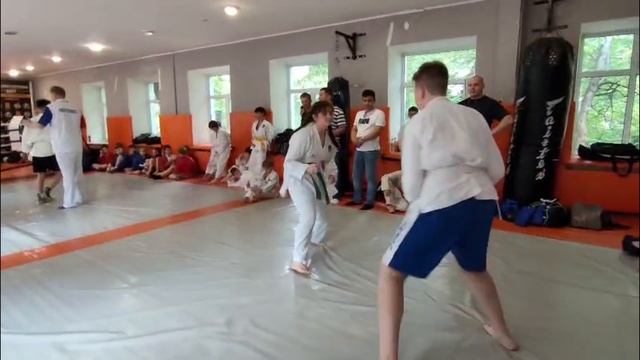 Визитная карточка педагога Лошакова А.Е.