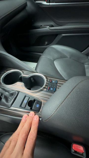 Toyota Camry 2021г.