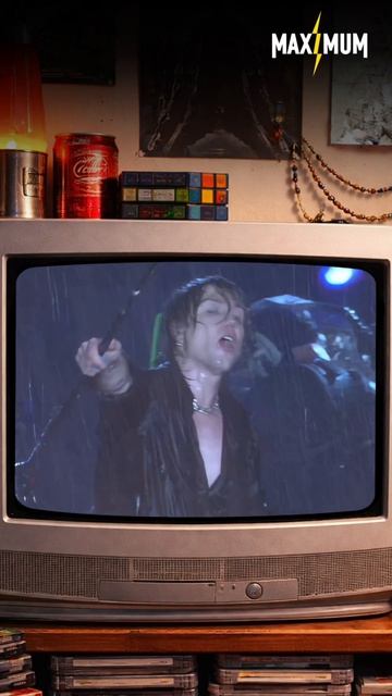 Живая версия Iris от Goo Goo Dolls в Буффало звучит сильнее студийной записи.