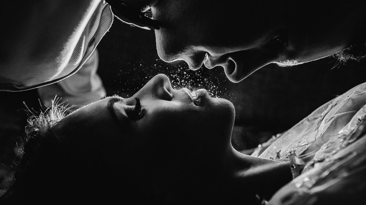 Другу.(стихи и музыка Зеленина А.Б)