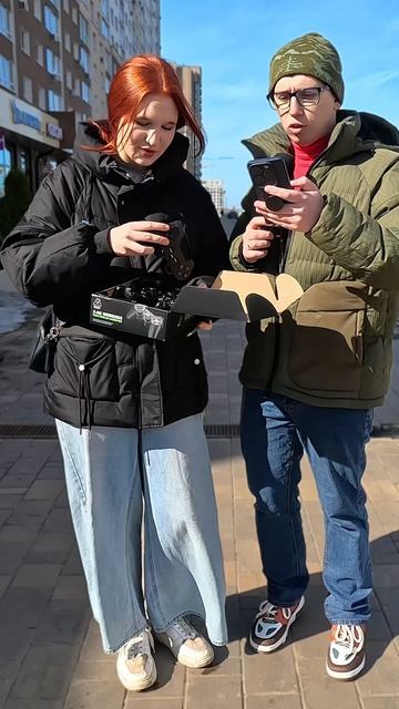 Что больше; 0,999 или 1 Что девушка носит каждый день, но трогает один раз в год