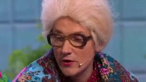 уральские пельмени бабки на скамейке