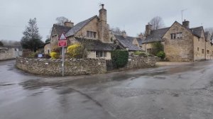 Успокаивающий дождь превращает английскую деревню в рай на земле. Прогулка по сельской местности.