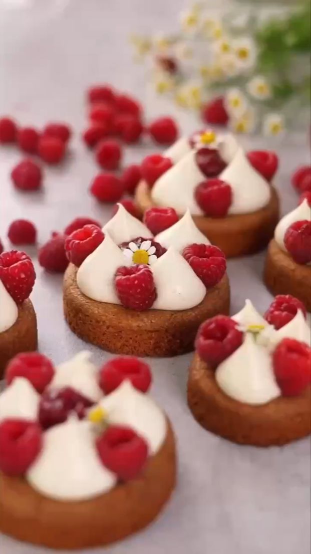 Бретонские тарты с фисташкой