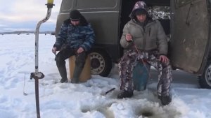 ЗА КОРЮШКОЙ!!!РЫЖИЙ ЛЁХА ПРИБЕЖАЛ С НОВОЙ БЛЕСНОЙ,ВОЗЬМИ С СОБОЙ Я ТЕБЯ ОБЛОВЛЮ!