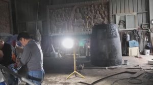 Корейские специалисты создают храмовый колокол