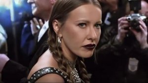 Ксения Собчак, Наталья (Радведа) Поклонская и Галина Сергеевна Петрова «Не родись красивой»