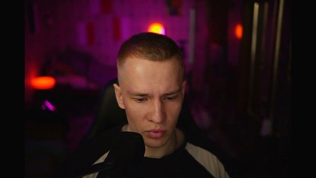 Эдуард Асадов - Как много тех, с кем можно лечь в постель