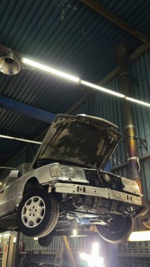 Лазерное омоложение мерседеса со Сварог LASER CLEAN 2000 3.0