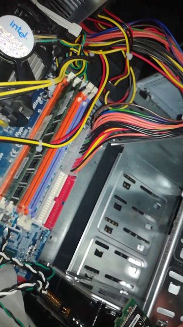 УВСТАНОВКА ОПЕРАТИВНОЙ ПОМЯТИ