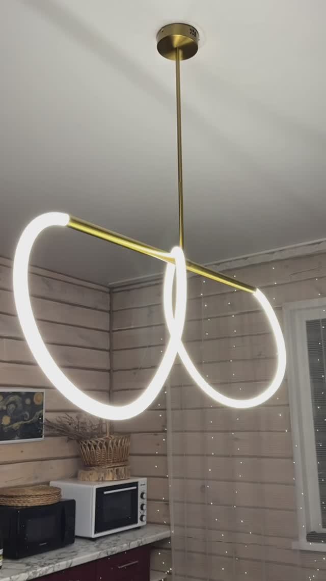 Лофт-люстра в золоте