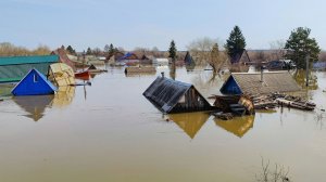 Уровень воды в реках России продолжает расти