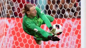 Ориентир на Роналду. У Сафонова в «ПСЖ» новый тренер.