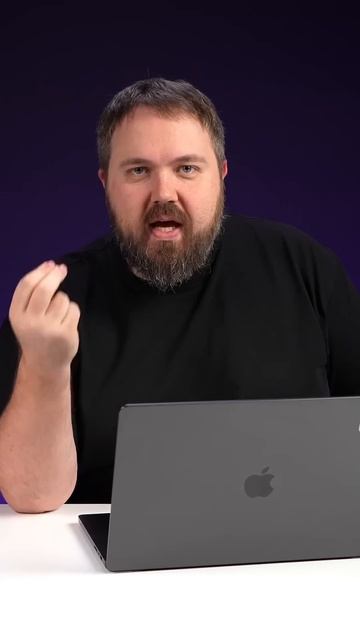 Вся правда об iPhone 16e!!! смотреть онлайн