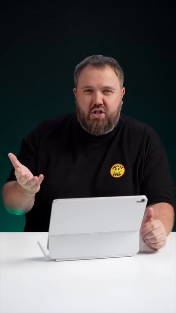 Да что такое iOS26, почему она так называется? смотреть онлайн
