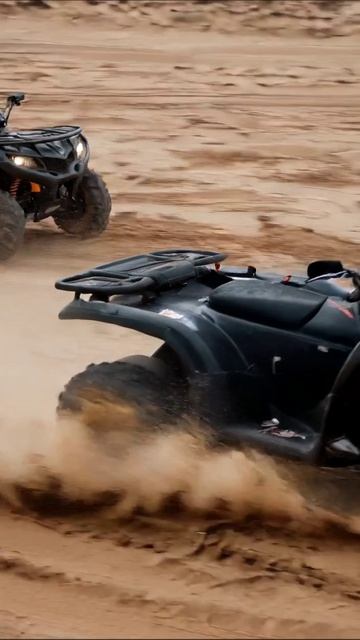 Приключения на квадроциклах в пустыне #квадроциклы #приключения #пустыня