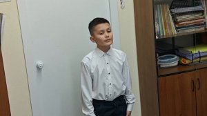 "Ах, зачем я не лужайка" Муз. Ж. Б. Векерлен Поёт Катралеев Эдуард. .mp4