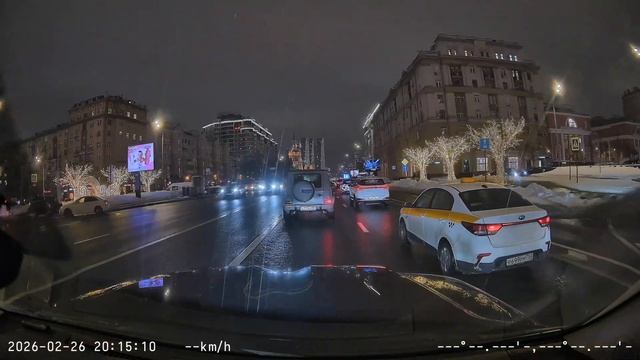 Посылки из Китая: ОЧЕНЬ дорогой регистратор, Mac 1984 и вилочный погрузчик!