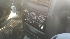 заехали в первый автосервис шиномонтаж автослесарь сказал я велосипедами не занимаюсь