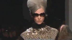 Показ женской коллекции Jean Paul Gaultier осень-зима 2011-2012, часть 2