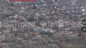 н.п.Константиновка
Расчет Д-30 1442 гв мсп 3 АК Южной группировки войск эффектно уничтожает боевиков